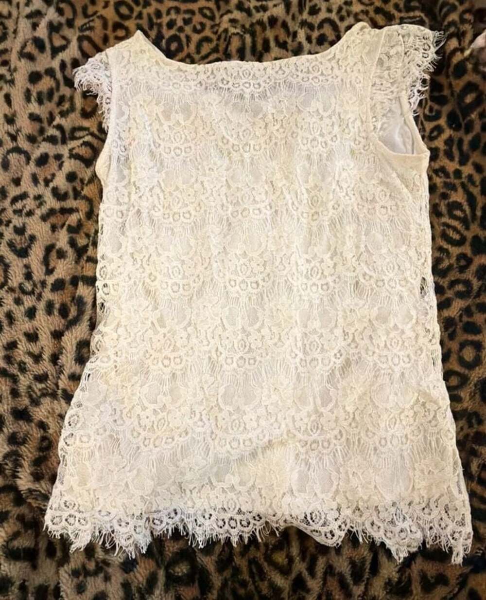 The Limited Scandal Collection Ivory Lace Sleeveless Top with Front Zip Size S